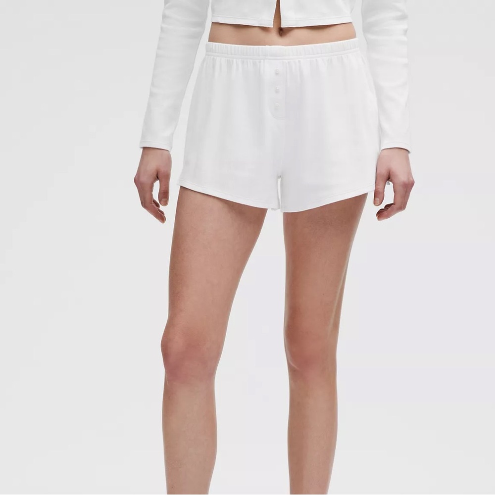 BRAND NEW Lululemon Cotton Pointelle Mid-Rise Short 3"